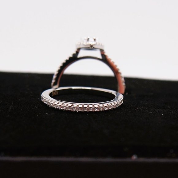 Beautiful 2 Pc. Halo Teardrop Bridal Set - Picture 2 of 8